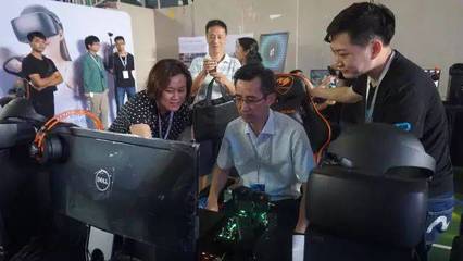 首届高校模拟飞行锦标赛暨VR飞行挑战赛在上海圆满开幕